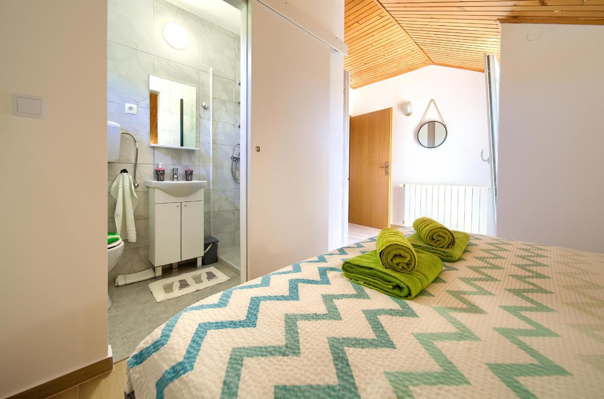 Apartment Lipovac Malinska Buitenkant foto